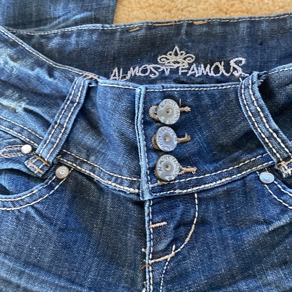 Almost famous woman, size 0 flare jeans with details on pockets - Picture 5 of 10